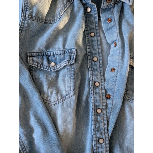 Light Chambray Blue Denim Button Down Shirt Women Western Cowgirl Slim Aughts - Picture 11 of 14